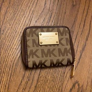 Michael Kors zip wallet